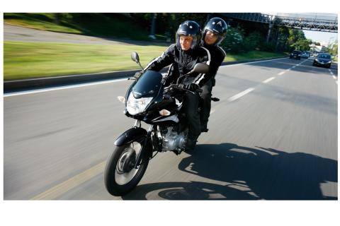 Motos-125-con-marchas-viajar-Honda-pasajero Motos-125-con-marchas-viajar-Honda-pasajero
