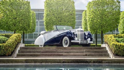 Rolls-Royce Silver Dawn Drophead parrilla