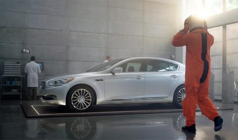 Lebron James Kia K900 Lebron James Kia K900