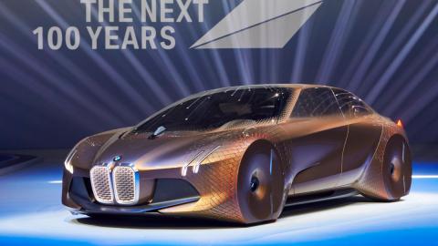 BMW Vision Next 100 frontal BMW Vision Next 100 frontal