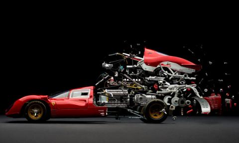 Desintegrándose Ferrari Desintegrándose Ferrari