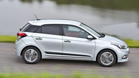26 Comparativa: Hyundai i20 vs Mazda2 vs Suzuki Baleno 26 Comparativa: Hyundai i20 vs Mazda2 vs Suzuki Baleno26