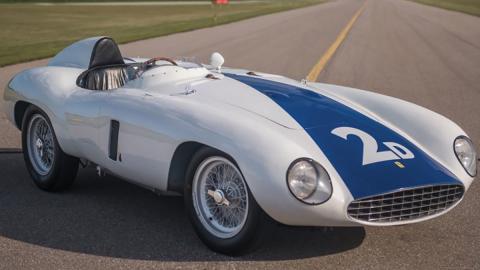 coches-más-caros-subastados-monterey-Ferrari-750-Monza-Spider-1955 coches-más-caros-subastados-monterey-Ferrari-750-Monza-Spider-1955