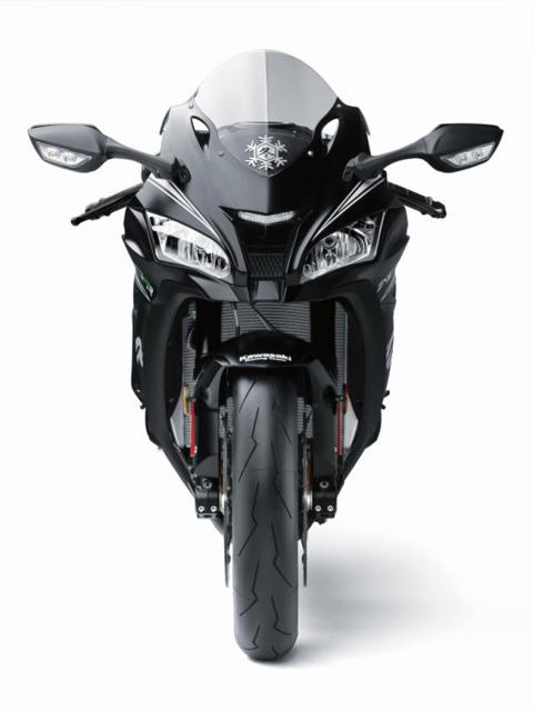 Kawasaki Ninja ZX-10RR 2017 2 Kawasaki-Ninja-ZX-10RR-2017-2
