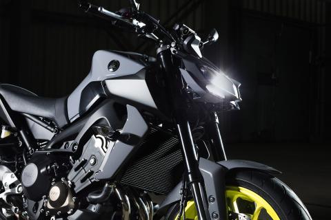 Yamaha MT-09 2017 1 Yamaha-MT-09-2017-1
