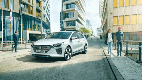 Hyundai Ioniq (patrocinado) Hyundai Ioniq (patrocinado)