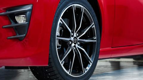prueba nuevo toyota GT86 2017 detalle llanta prueba nuevo toyota GT86 2017 detalle llanta