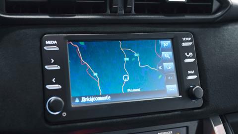 prueba nuevo toyota GT86 2017 pantalla multimedia prueba nuevo toyota GT86 2017 pantalla multimedia