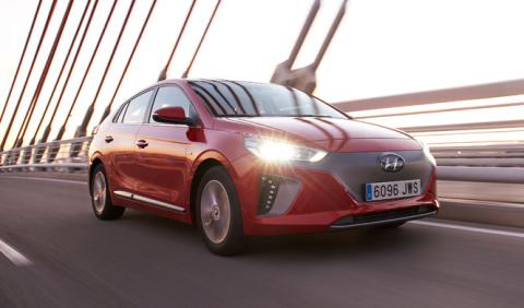 Prueba Hyundai Ioniq eléctrico 2017: ¡menudo chispazo! Prueba Hyundai Ioniq eléctrico 2017: ¡menudo chispazo!