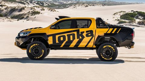 Toyota Hilux Tonka Concept lateral Toyota Hilux Tonka Concept lateral