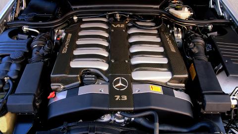 Mercedes SL 73 AMG motor Mercedes SL 73 AMG motor