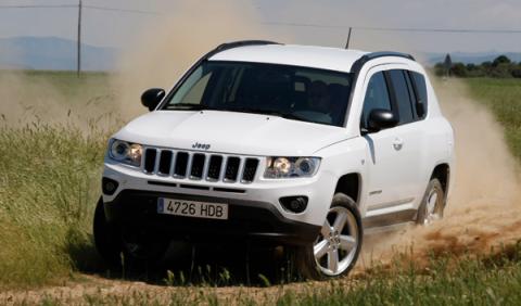Jeep-Compass-CRD-limited-frontal