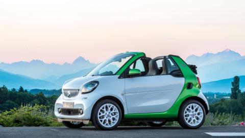 smart fortwo electric drive cabrio lateral smart fortwo electric drive cabrio lateral