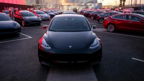 Tesla Model 3 Tesla Model 3