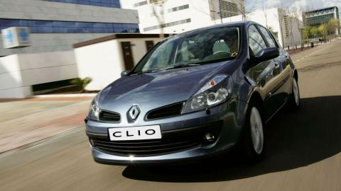 Los 5 mejores coches de segunda mano por 4000 euros: Renault Clio Los 5 mejores coches de segunda mano por 4000 euros: Renault Clio