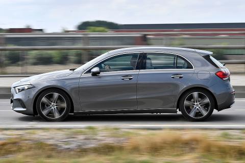 Mercedes Clase A vs Volkswagen Golf Mercedes Clase A vs Volkswagen Golf