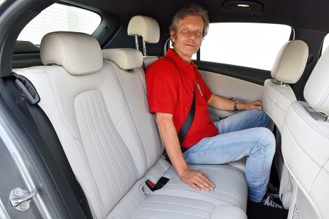 Mercedes Clase A vs Volkswagen Golf Mercedes Clase A vs Volkswagen Golf