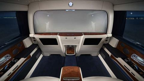 Rolls Royce Phantom Privacy Suite Rolls Royce Phantom Privacy Suite