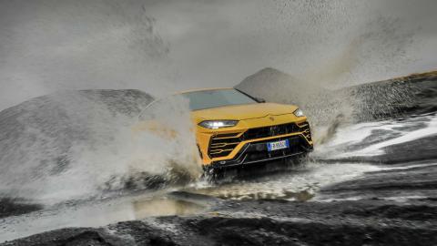 Lamborghini Urus en Islandia Lamborghini Urus en Islandia