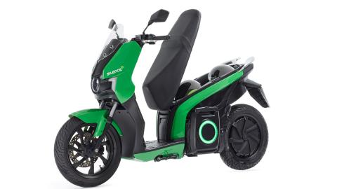 Silence 01 moto eléctrica españa bateria extraible emisiones ciudad movilidad