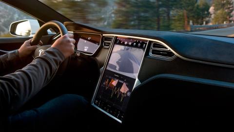 Tesla Model S (interior) Tesla Model S (interior)