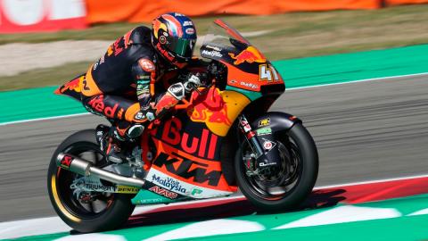 Brad Binder Moto2 piloto curva ktm red bull ajo circuito