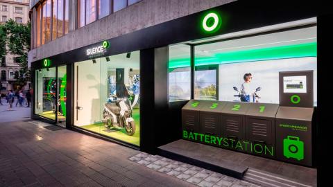 Intercambiador baterias silence ciudad futuro barcelona concesionario motos electricas