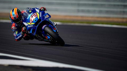 Alex Rins silverstone 2019 motogp victoria campeon circuito