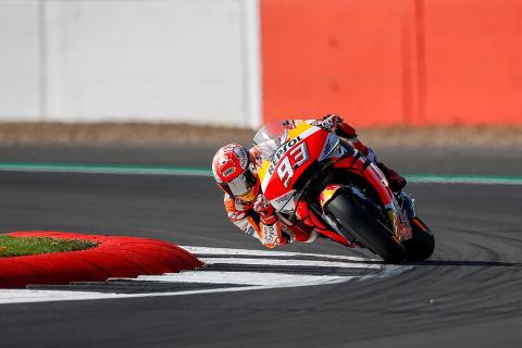 Marc Márquez MotoGP Silverstone 2019 curva circuito piano clasificacion