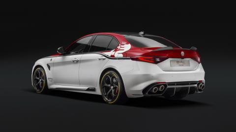 Alfa Romeo Giulia QV Racing Edition Alfa Romeo Giulia QV Racing Edition