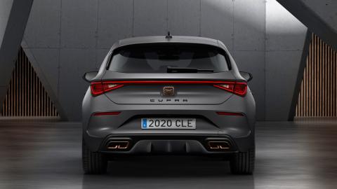 Cupra León 2020 compacto deportivo altas prestaciones español hibrido mate gris