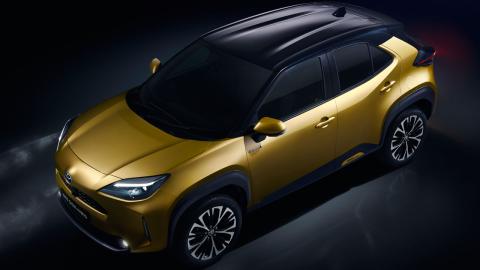 toyota-yaris-cross-cinco-claves-del-nuevo-suv-urbano_cenital toyota-yaris-cross-cinco-claves-del-nuevo-suv-urbano_cenital