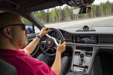como sentarse de forma correcta al volante_volante como sentarse de forma correcta al volante_volante