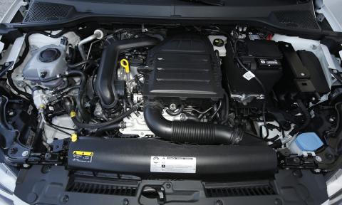 Los coches de gas natural podrían emitir más partículas que un gasolina Los coches de gas natural podrían emitir más partículas que un gasolina