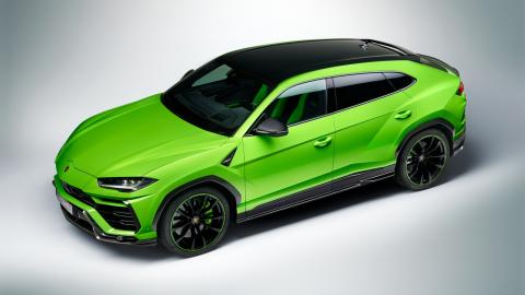 lamborghini-urus-pearl-capsule lamborghini-urus-pearl-capsule