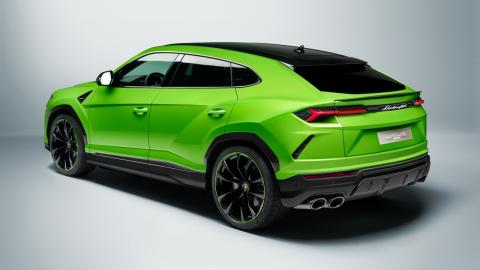 lamborghini-urus-pearl-capsule lamborghini-urus-pearl-capsule
