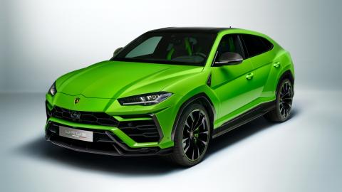 lamborghini-urus-pearl-capsule lamborghini-urus-pearl-capsule