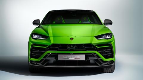 lamborghini-urus-pearl-capsule lamborghini-urus-pearl-capsule
