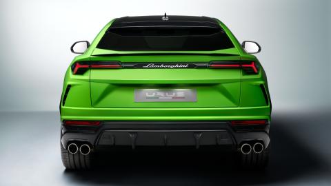 lamborghini-urus-pearl-capsule lamborghini-urus-pearl-capsule