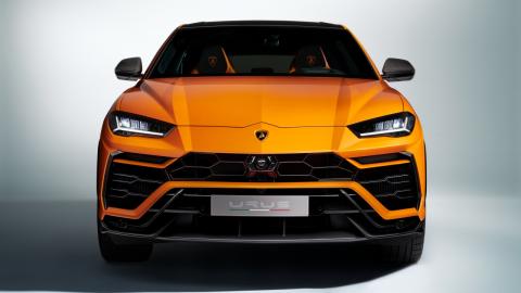 lamborghini-urus-pearl-capsule