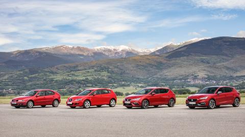 cuatro-generaciones-seat-leon_cuatro-frontolateral cuatro-generaciones-seat-leon_cuatro-frontolateral
