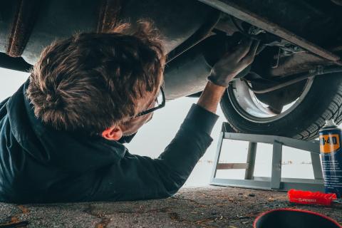 Pasada la garantía, ¿es mejor seguir con el mantenimiento oficial? Taller