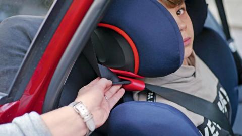 Three tips from the DGT to take children safely to school