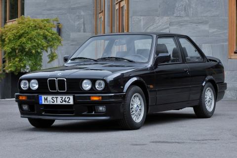 La increíble historia del BMW 320is