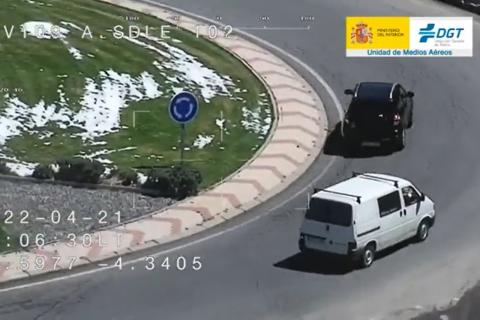 La DGT aplaude a dos conductores en Ávila por esta maniobra