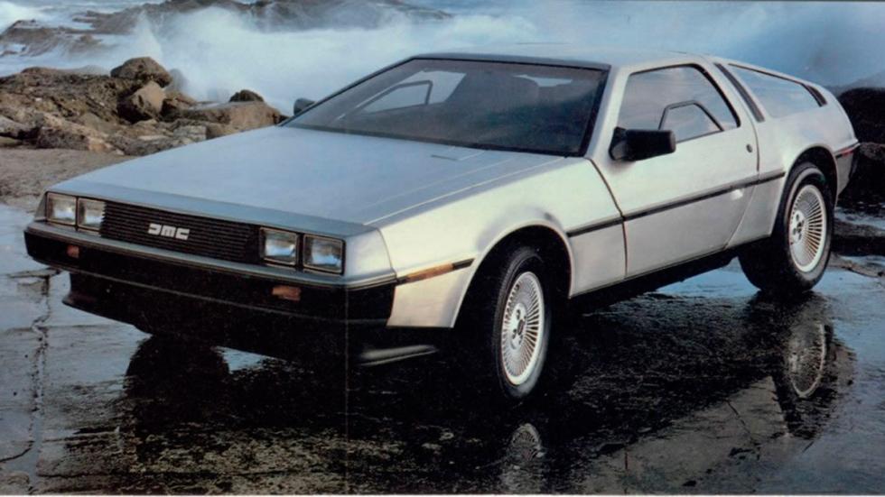 DeLorean DMC-12 - Regreso al Futuro - frontal DeLorean DMC-12 - Regreso al Futuro - frontal
