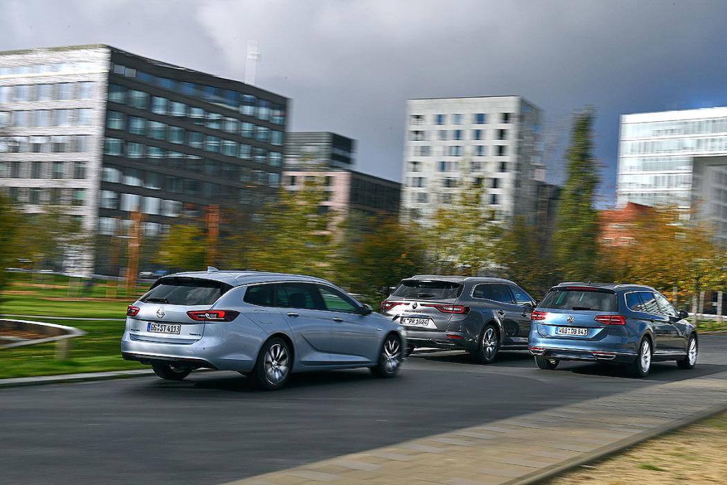 Opel Insignia Sports Tourer vs Renault Talisman Sport Tourer y Volkswagen Passat Variant Opel Insignia Sports Tourer vs Renault Talisman Sport Tourer y Volkswagen Passat Variant